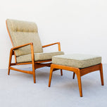 1960S DANISH MODERN RECLINING OAK LOUNGE CHAIR AND OTTOMAN, ATTRIBUTED TO IB KOFOD-LARSEN, SEATING