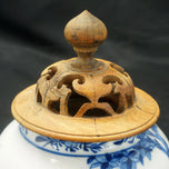 CHINESE GINGER JAR BIRD MOTIF 19TH CENTURY, LATE 19TH CENTURY, CHINA, PORCELAIN