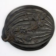 CHINESE WOOD AND LACQUER CARVED LID 18/19TH CENTURY, EARLY 19TH CENTURY, CHINA