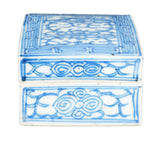 CHINESE PORCELAIN BLUE WHITE BOX WITH LOTUS SCROLLING 19TH CENTURY, MID 19TH CENTURY, CHINA