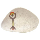MID-CENTURY SIGNED MARC BELLAIRE (1925 – 1994) ABSTRACT TRIBAL THREE-SIDED SERVING DISH, 1950S, UNITED STATES, CERAMIC