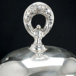 LARGE VICTORIAN SILVER PLATE COFFEE POT CIRCA 1870, LATE 19TH CENTURY, UNITED STATES, SILVER FINISH