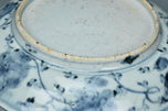A MING DYNASTY BLUE AND WHITE FIGURAL DISH 16TH CENTURY