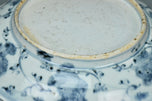 A MING DYNASTY BLUE AND WHITE FIGURAL DISH 16TH CENTURY