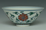 A LATE QING DYNASTY DOUCAI BOWL YONGZHENG MARK AND BOX