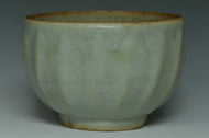 A SONG DYNASTY LONGQUAN CELADON BOWL