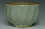 A SONG DYNASTY LONGQUAN CELADON BOWL