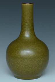 A QING DYNASTY TEADUST GLAZED VASE QIANLONG PERIOD EX. CHRISTIE'S 2014
