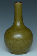 A QING DYNASTY TEADUST GLAZED VASE QIANLONG PERIOD EX. CHRISTIE'S 2014
