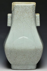 A QING DYNASTY GUAN TYPE VASE TONGZHI MARK AND PERIOD