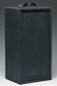 A YUAN DYNASTY QINGBAI VASE AND BOX