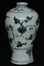 A MING DYNASTY BLUE AND WHITE MEIPING VASE 15TH CENTURY