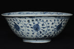 A MING DYNASTY BLUE AND WHITE BOWL 16TH CENTURY