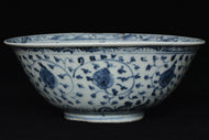 A MING DYNASTY BLUE AND WHITE BOWL 16TH CENTURY