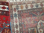 1930S ANTIQUE PERSIAN HERIZ KARAJEH RUNNER RUG 3X11, HAND-KNOTTED RED GEOMETRIC MEDALLIONS
