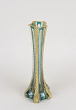 MURANO GLASS VASE, EARLY 20TH CENTURY, ITALY, GOLD ACCENTS