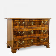 18TH CENTURY, SOUTH GERMANY, NUTWOOD, BAROQUE, CHEST OF DRAWERS, COMMODE