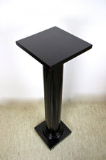 20TH CENTURY, AUSTRIA, ART NOUVEAU PEDESTAL, EBONIZED