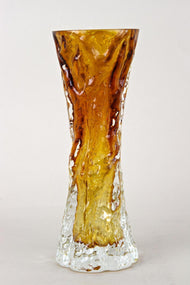 20TH CENTURY, AUSTRIA, AMBERCOLORED ART DECO GLASS VASE, 1920