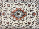1970S PERSIAN TABRIZ RUG 4.5X6.8, FINELY HAND KNOTTED WOOL WITH SILK HIGHLIGHTS VINTAGE ORIENTAL CARPET, CREAM AND SALMON, HIGH KPSI, FLORAL MEDALLION