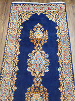 1950S NAVY BLUE PERSIAN KERMAN RUNNER - DARK BLUE, IVORY, LIGHT BLUE - OPEN FIELD MEDALLION