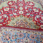 1950S PERSIAN ISFAHAN RUG, KORK WOOL ON SILK FOUNDATION - RED, MEDIUM/LIGHT BLUE, DARK VANILA - MEDALLION